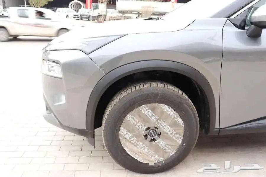 نيسان اكس تريل 25