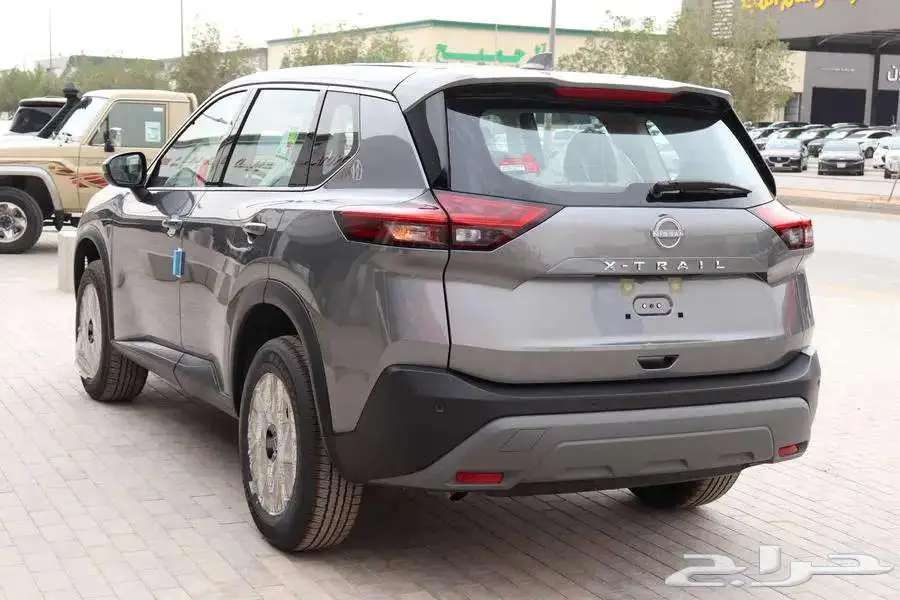 نيسان اكس تريل 11