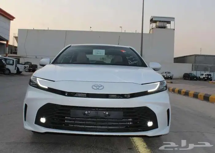 تويوتا كامرى LE بنزين 2025 سعودى 0