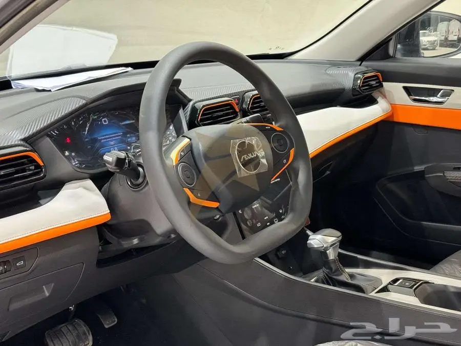 دونج فينج شاين E1 2025 10