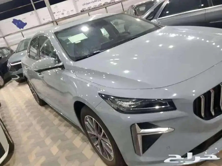 جيلي بريفيس ستاندر 2025 4