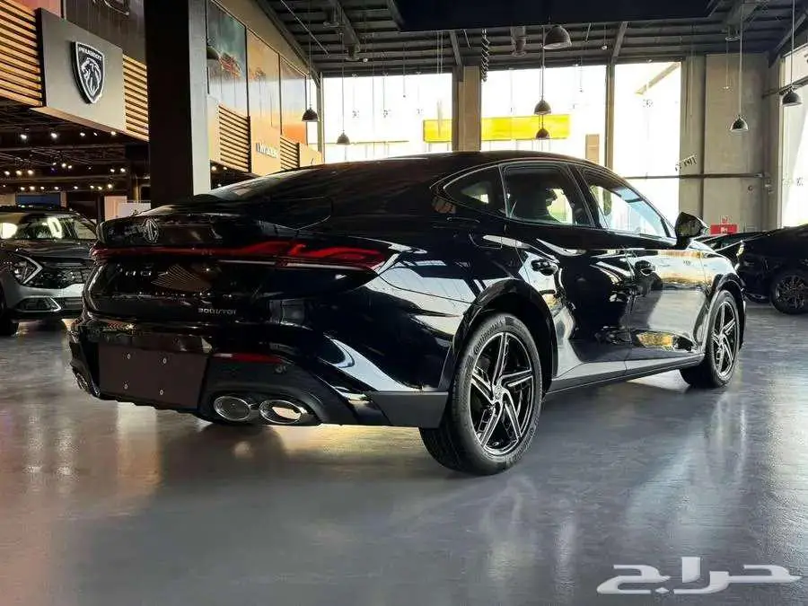 ام جي Mg7 ستاندر 2025 3