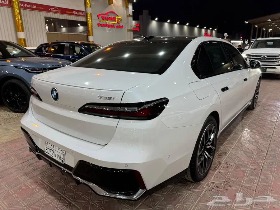 بي أم 735 فل شبه أصفار. 5