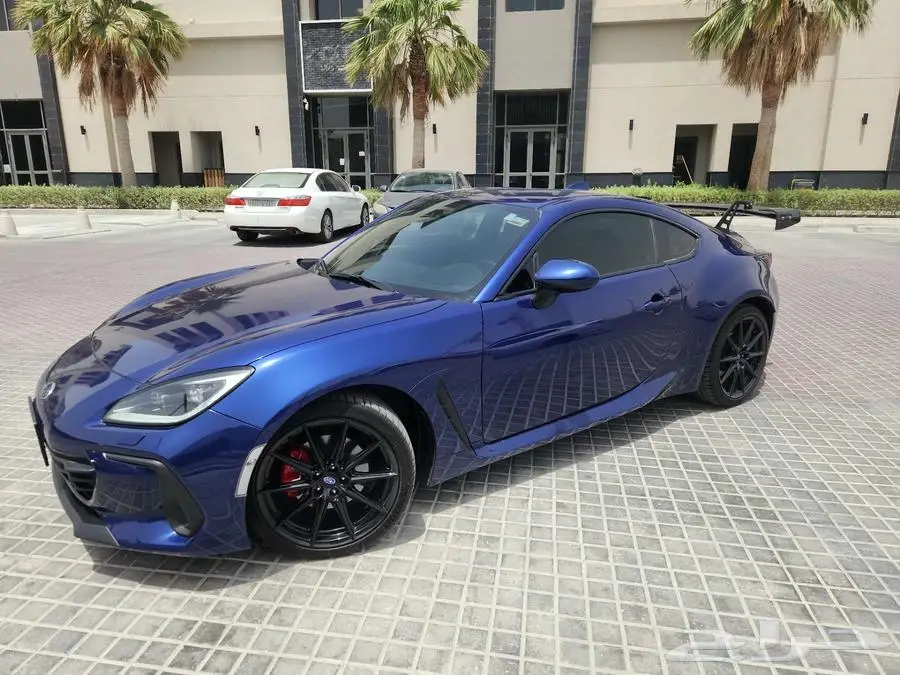 Subaru BRZ   Toyota GR86 2023 2