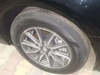 كامري E هايبرد ستاندرد اسود 2025 سعودي 16