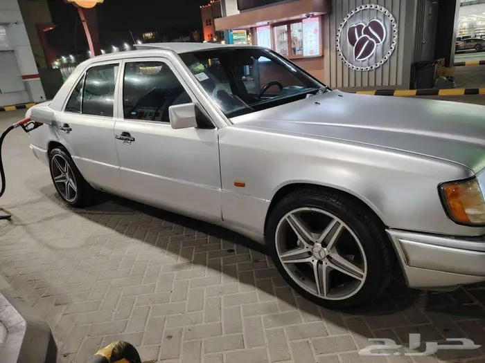 مرسدس E300 1
