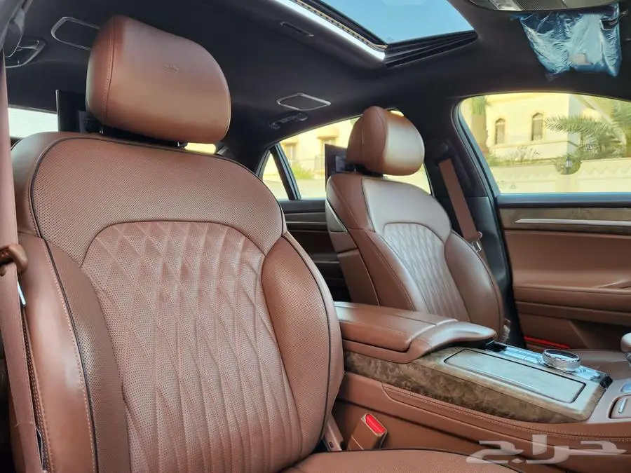 جنسس 2022 G90 رويال V8 29