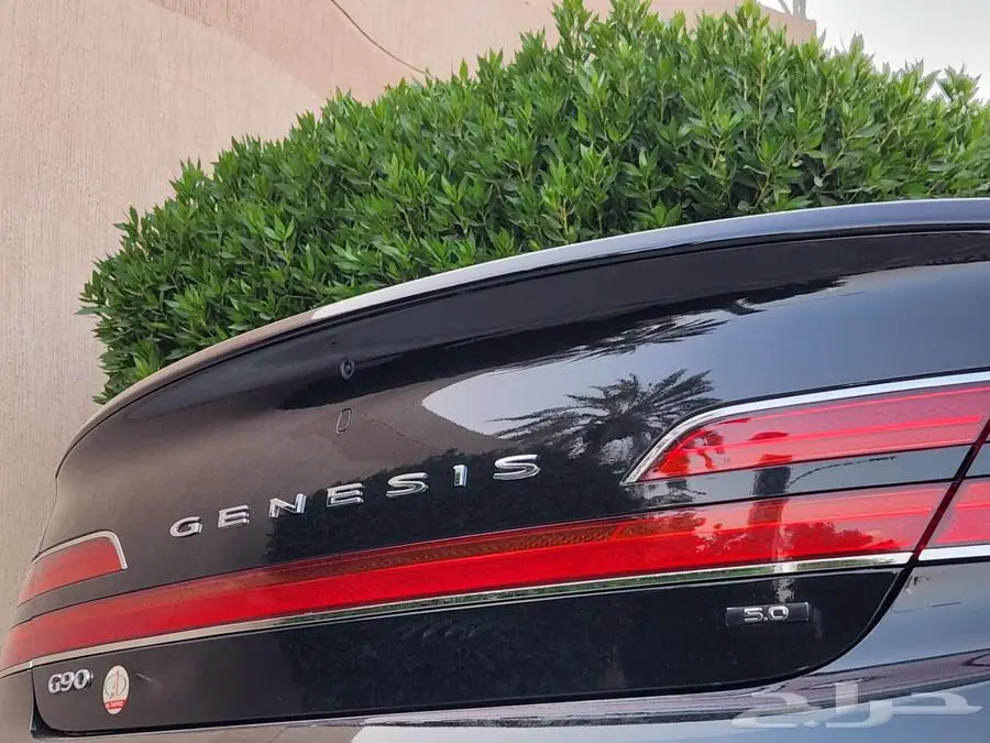 جنسس 2022 G90 رويال V8 13