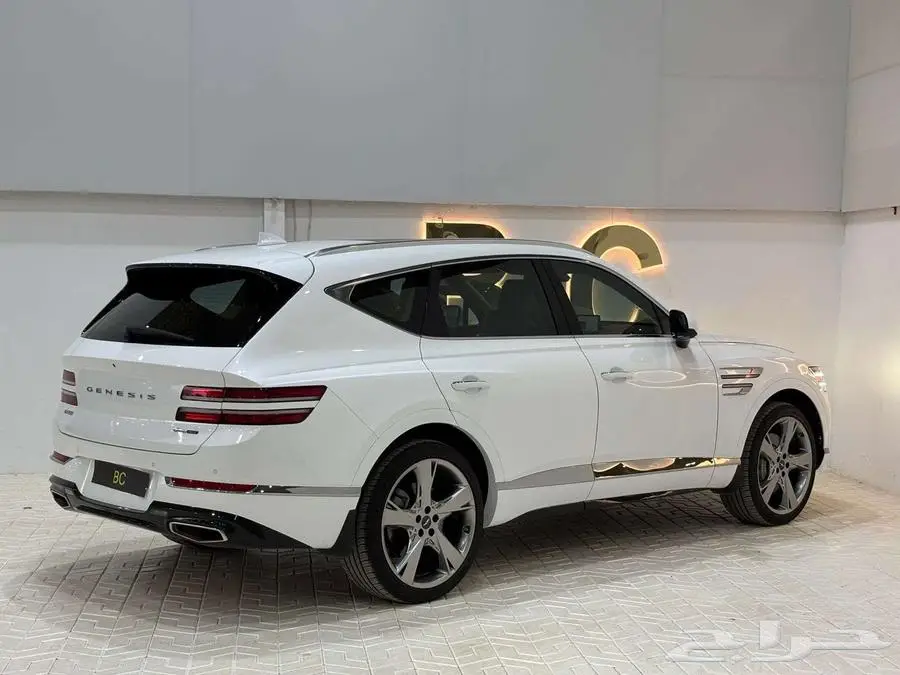 جنسس GV80 رويال 2022 4
