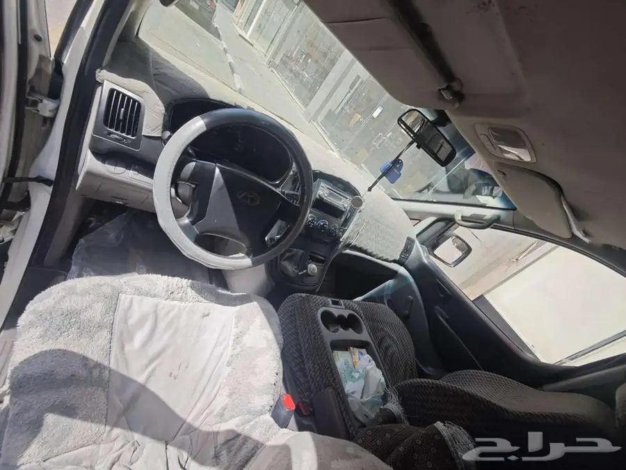 Hyundai H1 4
