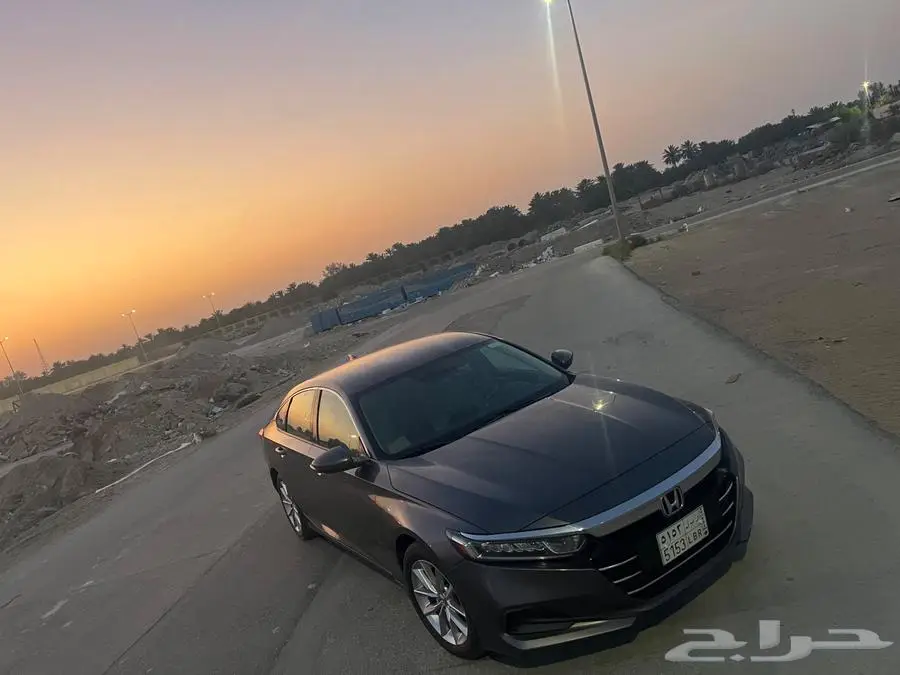 2022 هوندا أكورد LX 6