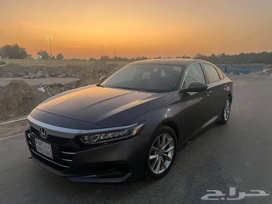 2022 هوندا أكورد LX 22