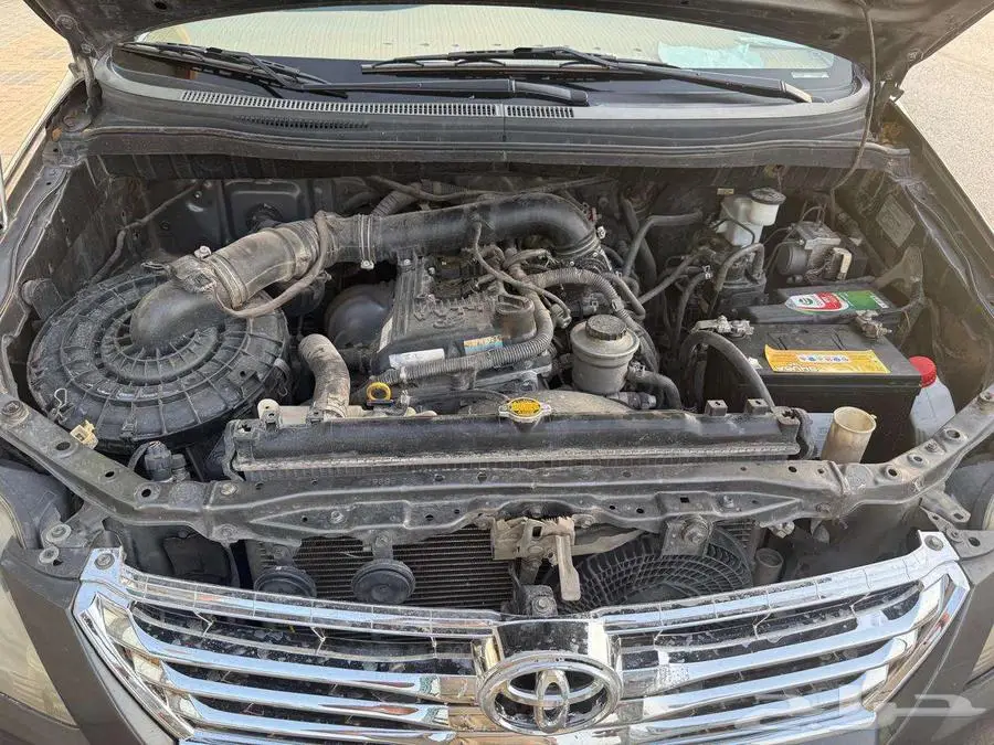 Toyota Innova 2014 full option 4