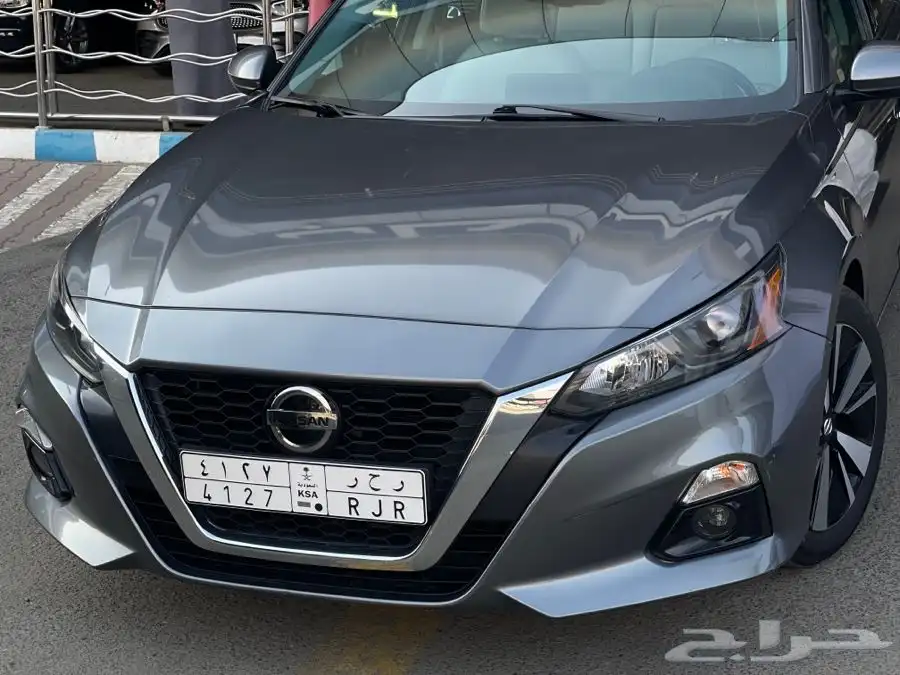 نيسان التيما 2022 SV 9