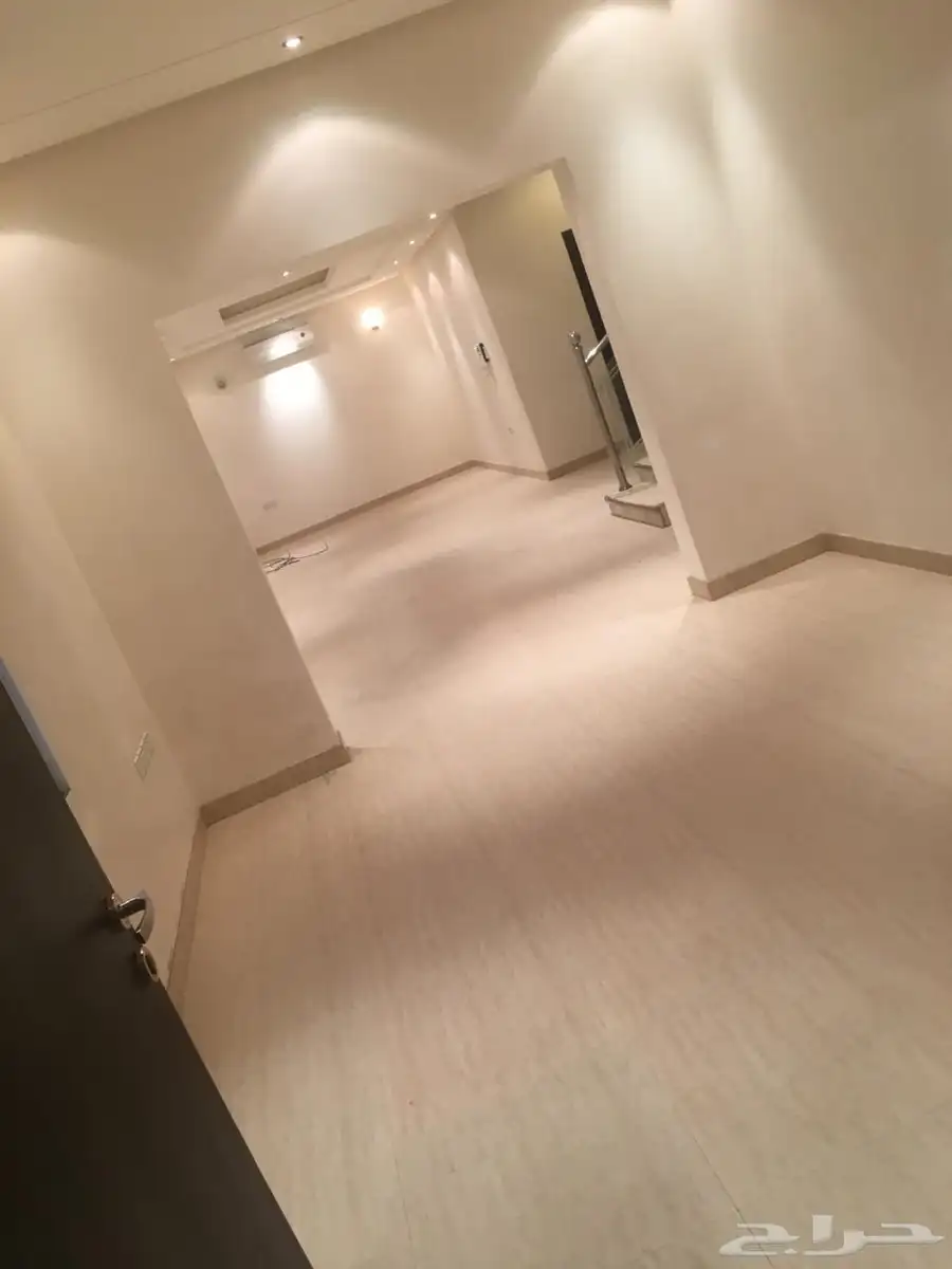 للبيع فله حي الندى Villa for sale 5