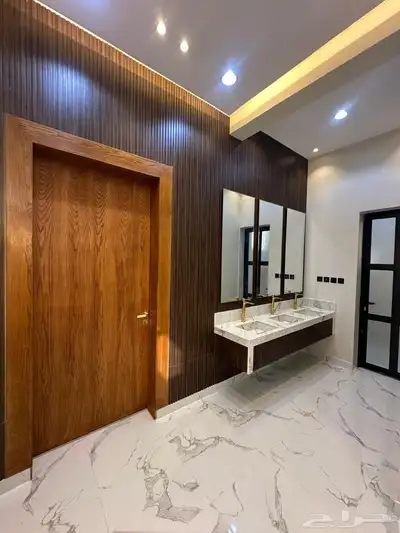 للبيع دور ارضي حي المدائن 9
