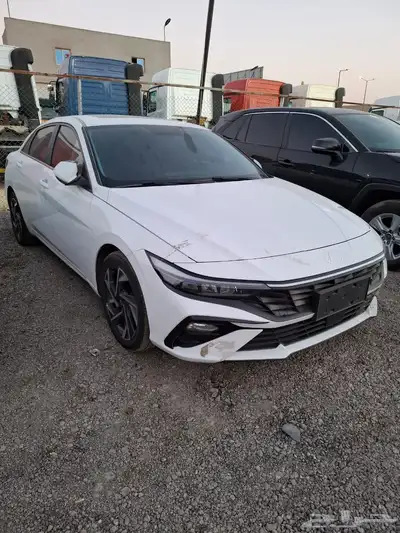 للبيع مجموعة سيارات النترا و كرولا 26