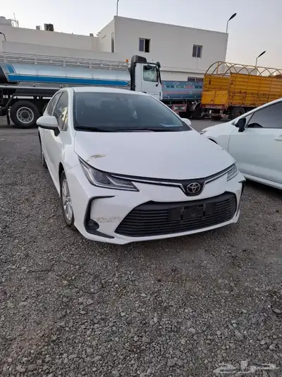 للبيع مجموعة سيارات النترا و كرولا 35