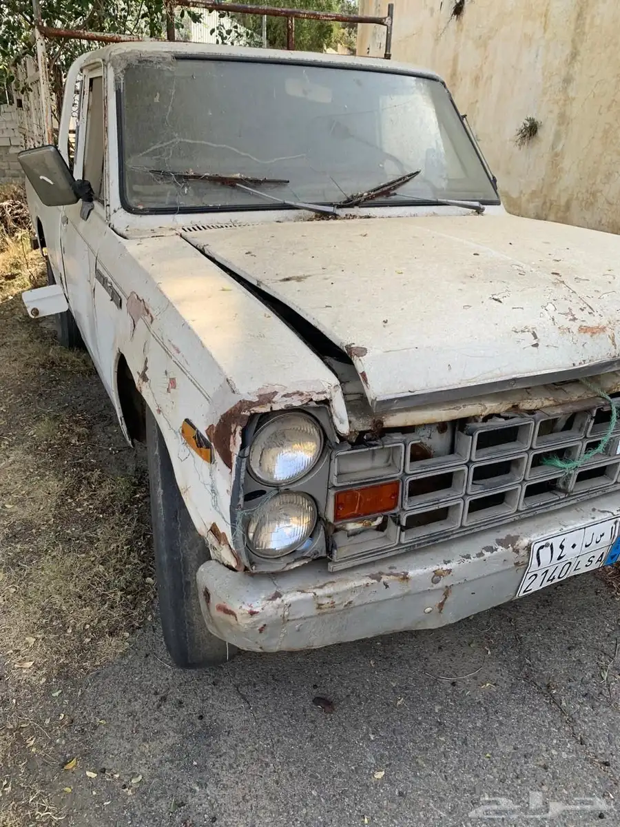 نيسان جينوير 9