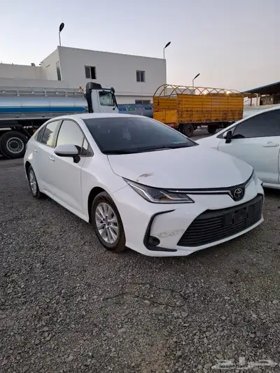 للبيع مجموعة سيارات النترا و كرولا 1