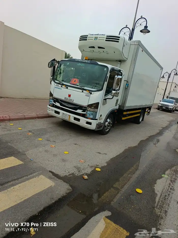 سيارة Isuzu موديل 2022 للايجار 3