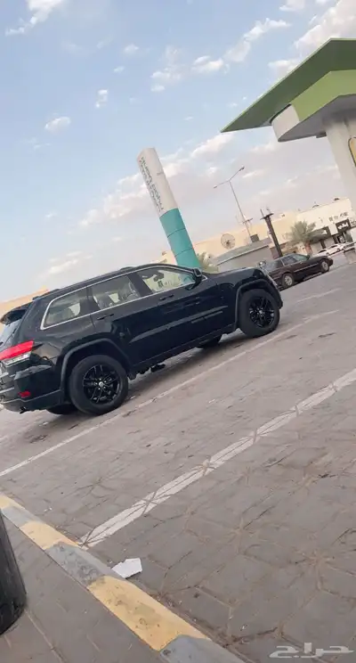 جيب جراند شيروكي 2017 دبل لاريدو 1