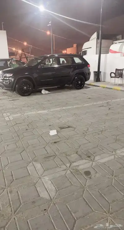 جيب جراند شيروكي 2017 دبل لاريدو 0