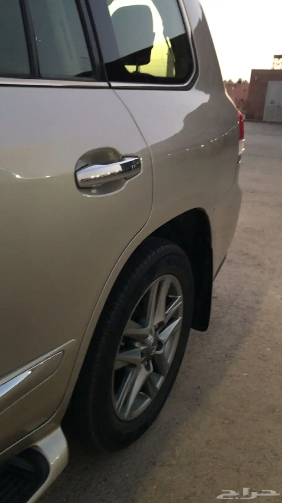 لكزس LX 2014 بريمي DD رياضي فل الفل لون ذهبي ممشا 362 الف 22