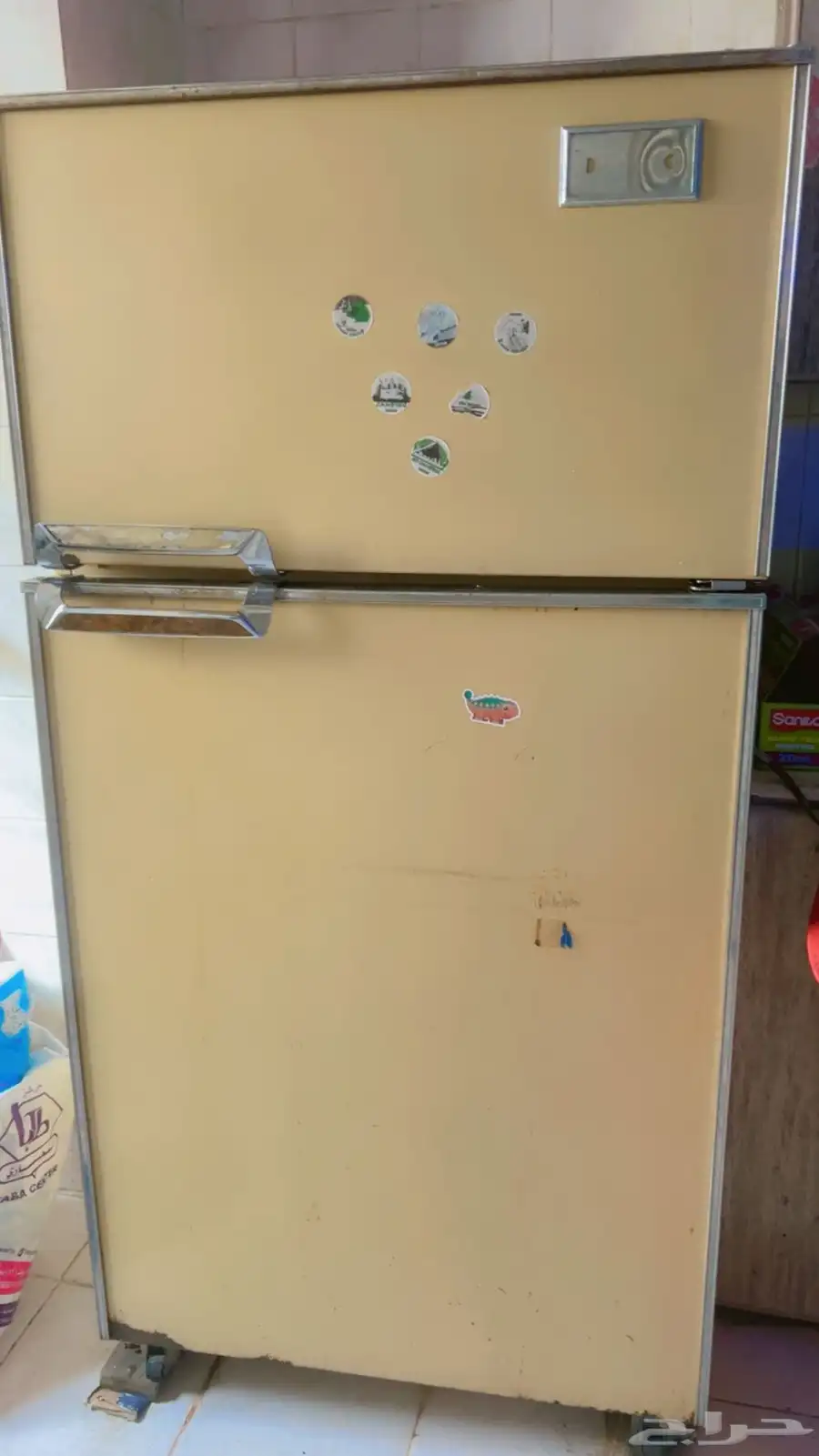 تلاجه ومكيف 0