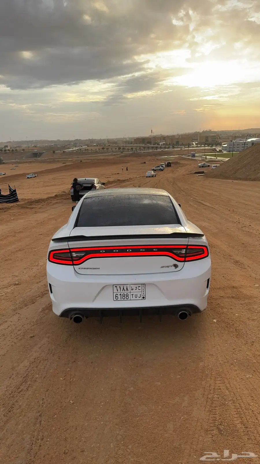 تشارجر SXT 8