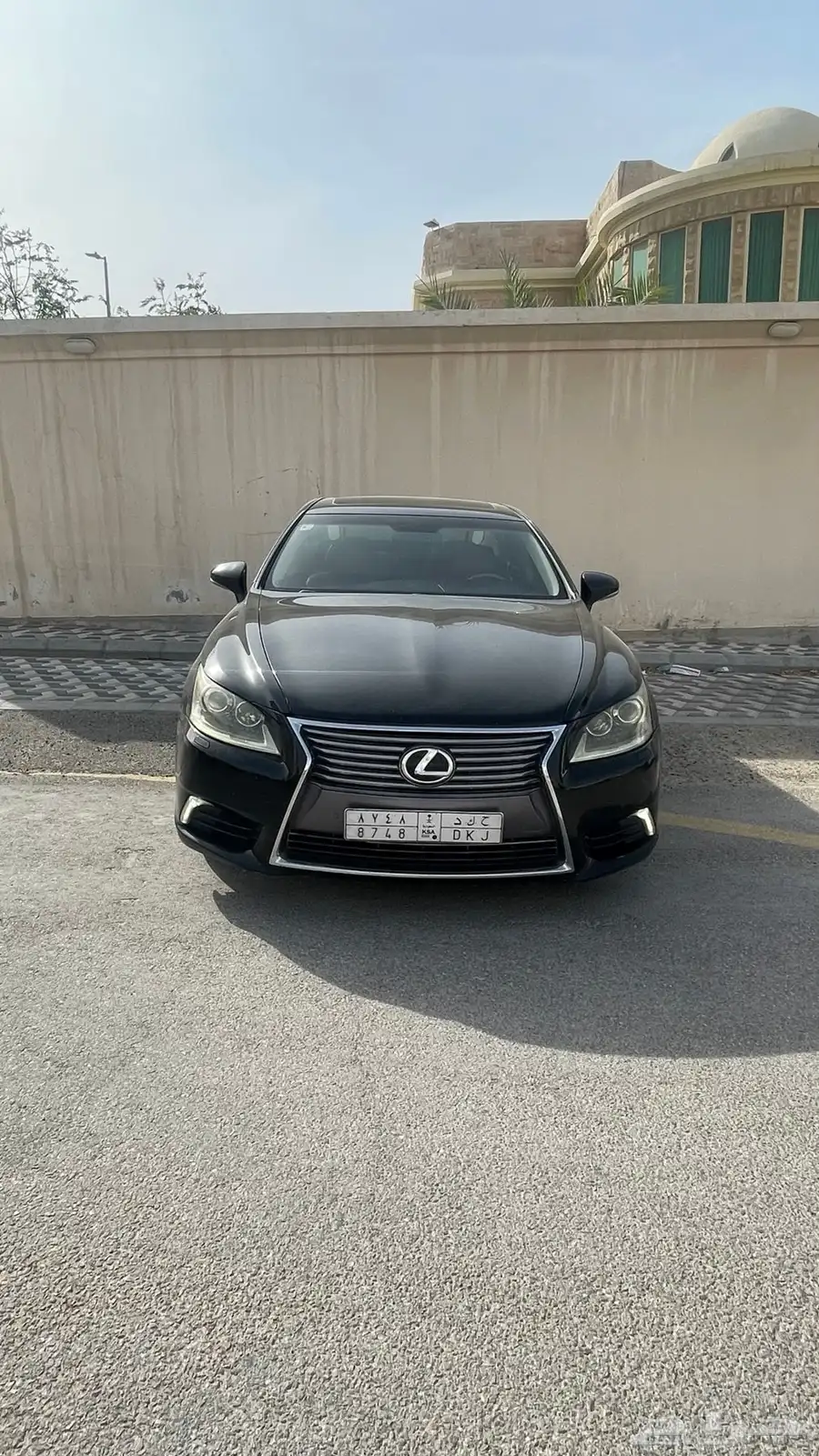 لكزس LS460 للبيع 1