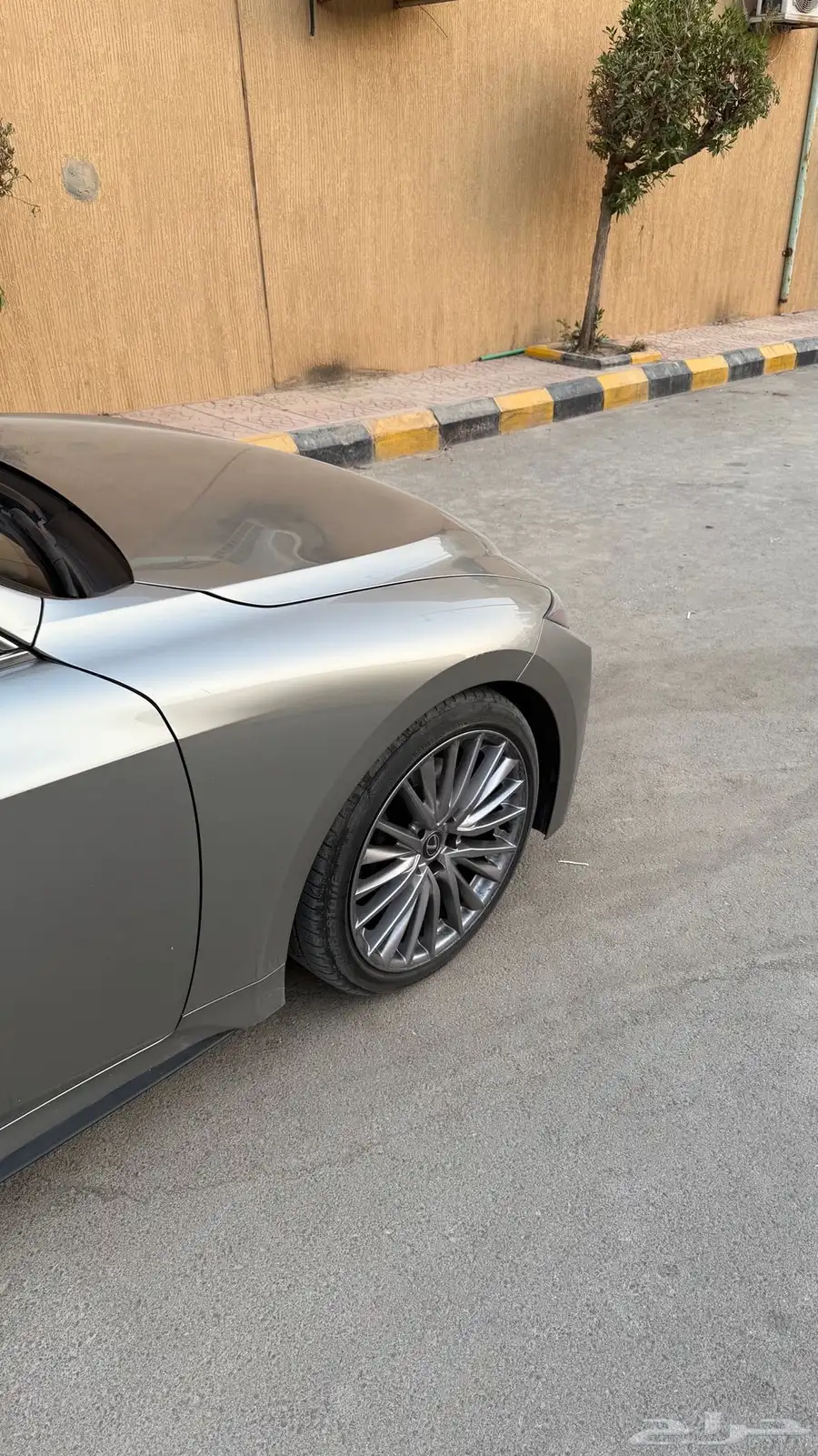 لكزز أي أس 350 8