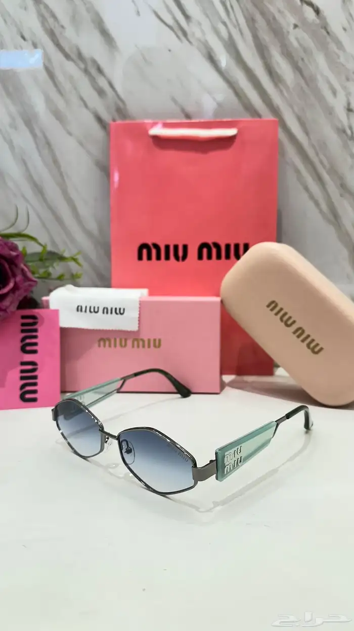 نظارات شمسية رجالي او نسائي ماركة 84