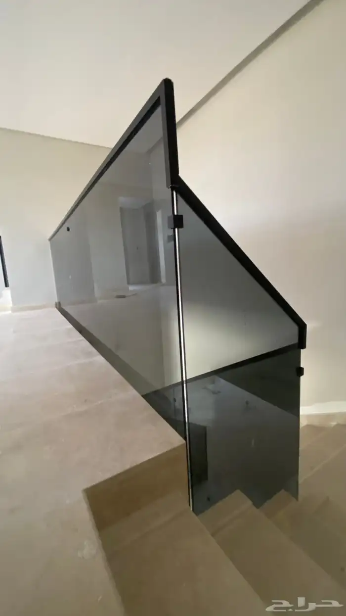 اعمال زجاج دربزين 8