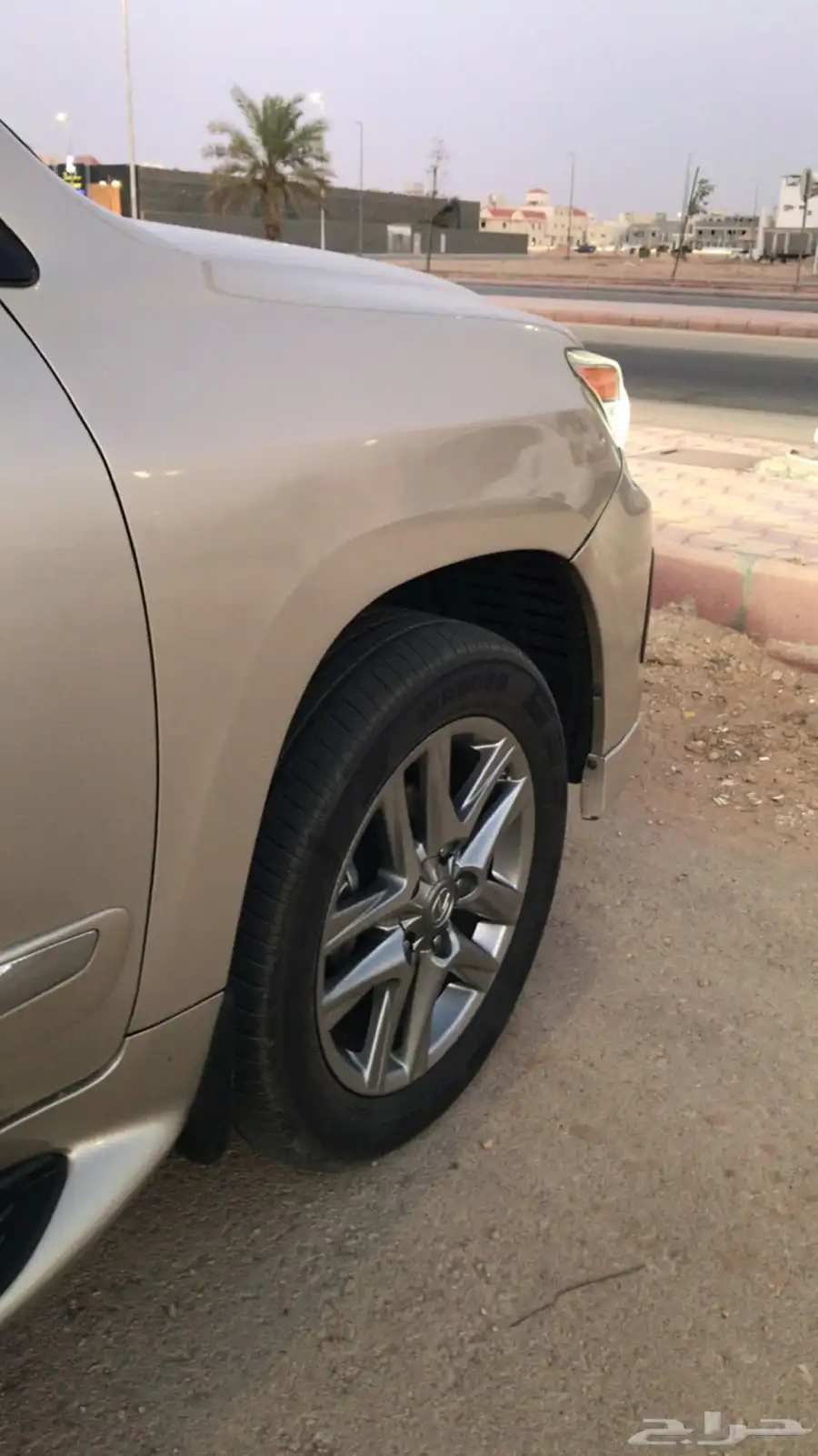 لكزس LX 2014 بريمي DD رياضي فل الفل لون ذهبي ممشا 362 الف 27