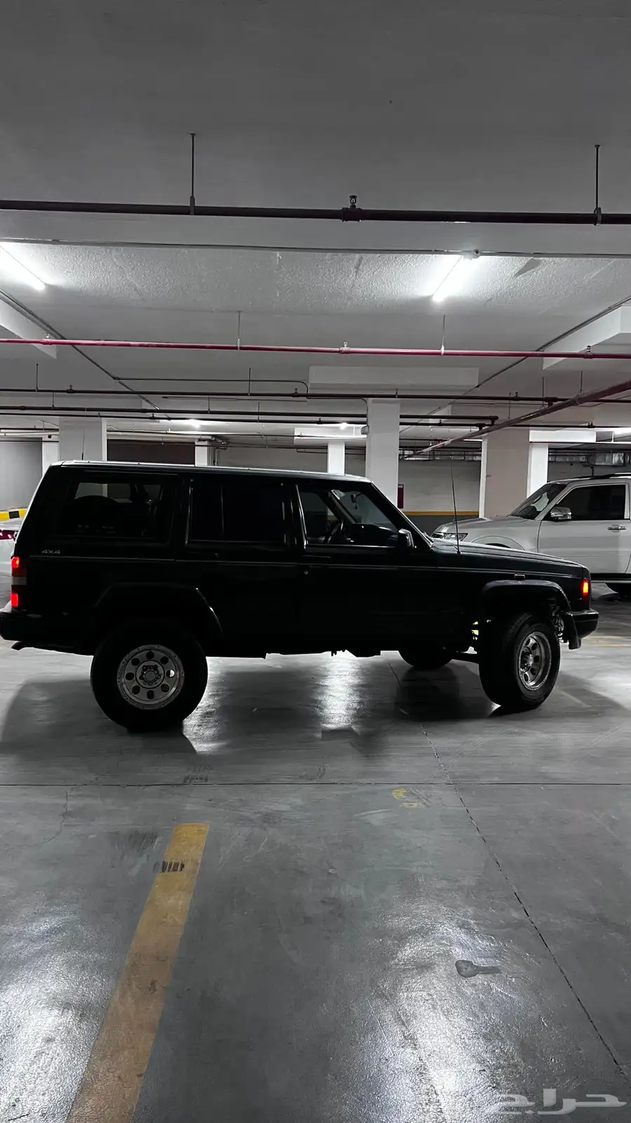 جيب شروكي 97 4