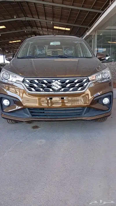 سوزوكي ارتيجا فل كامل GLX2024 بسعر طيب 4
