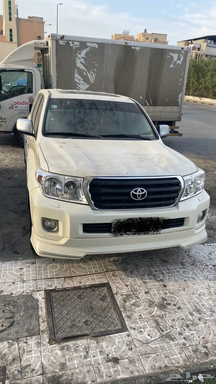 لاندكروزر 28