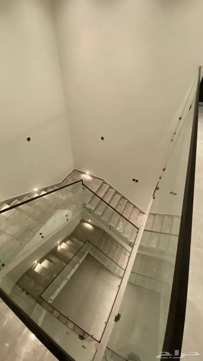 اعمال زجاج دربزين 1