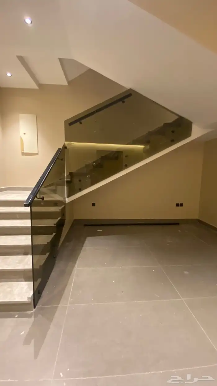 اعمال زجاج دربزين 9