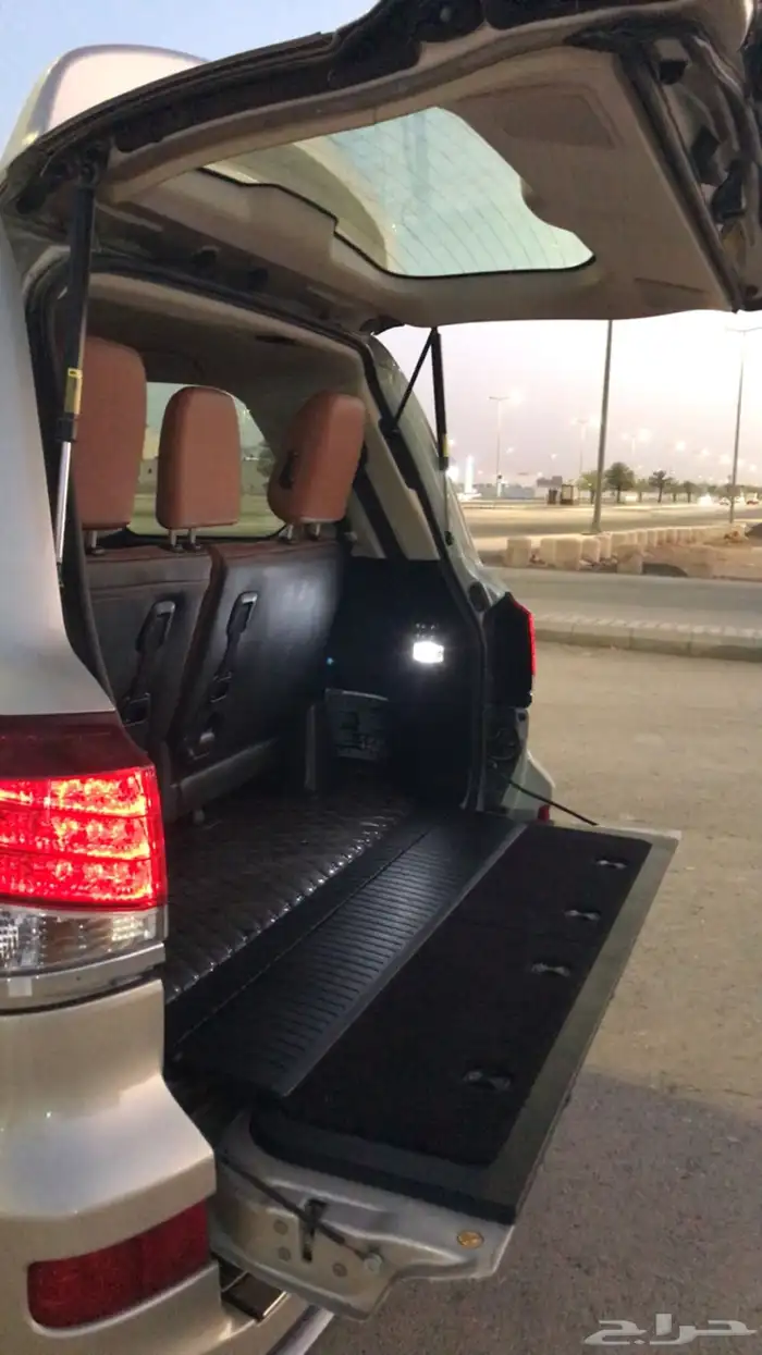لكزس LX 2014 بريمي DD رياضي فل الفل لون ذهبي ممشا 362 الف 2