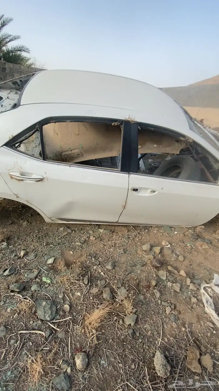 كورولا 2015 قطع غيار 8
