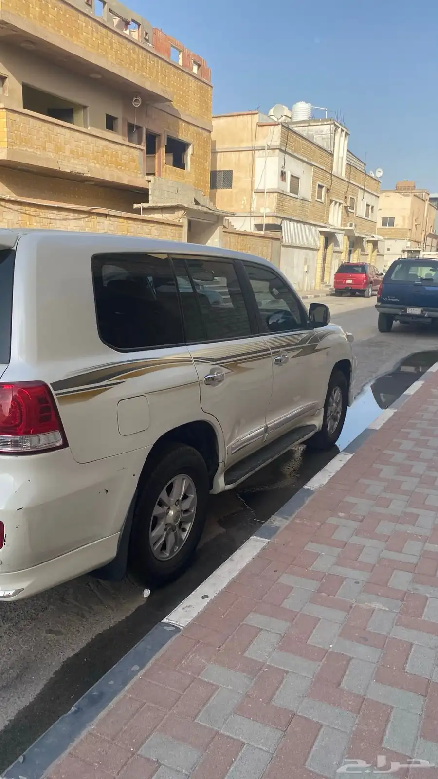 لاندكروزر 23