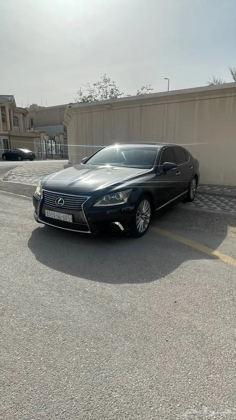 لكزس LS460 للبيع 2