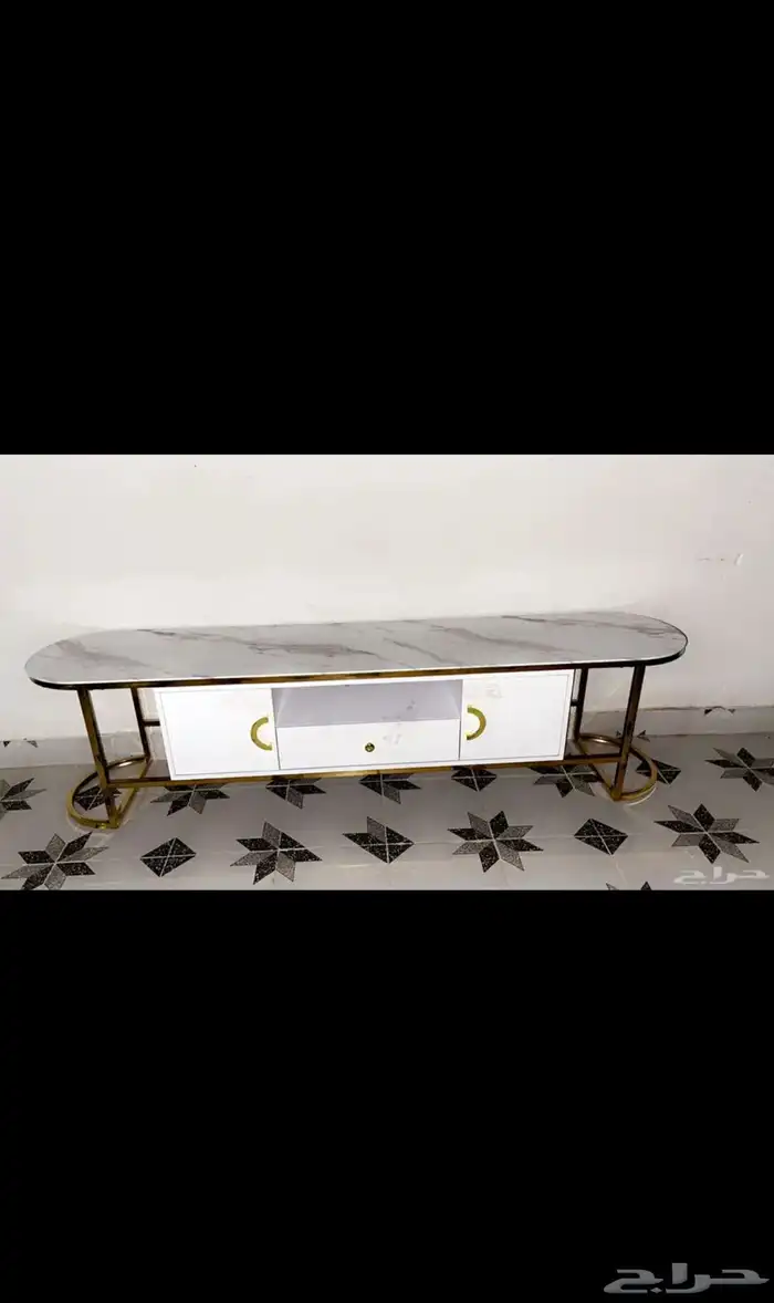 طاولة التلفزيون للبيع 0