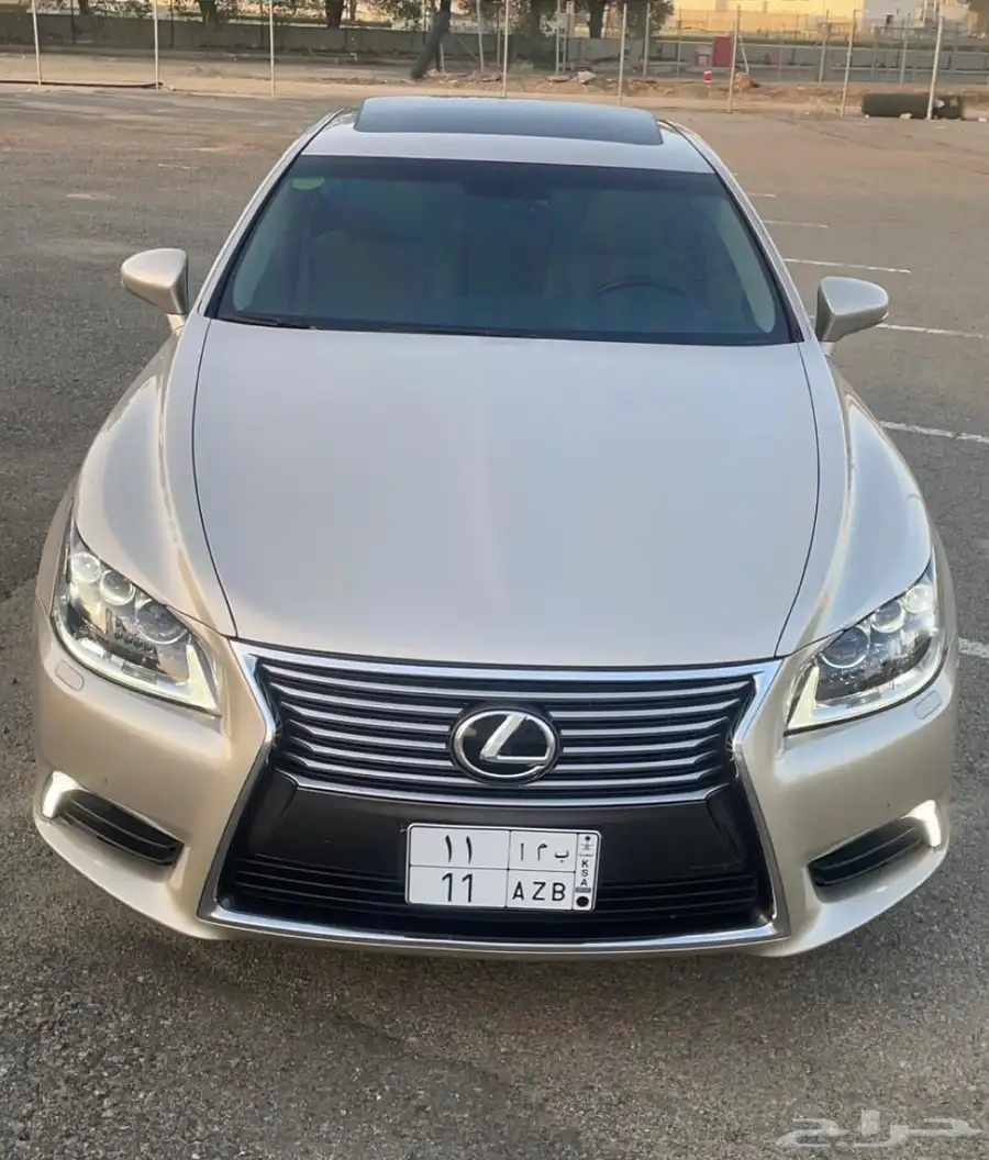 لكزس LS460 شورت 2015 12