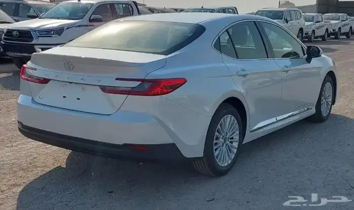 كامري 2025 LE سعودي 123.000 1