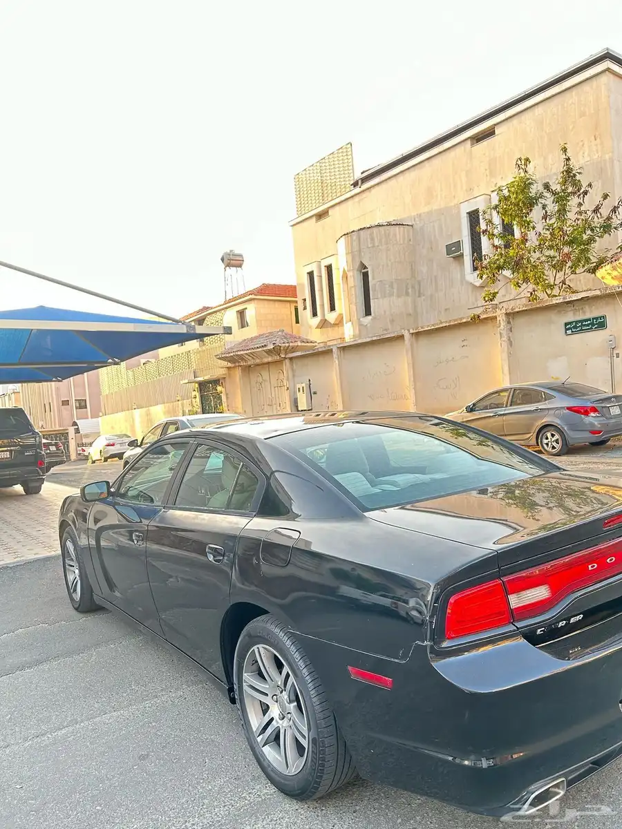 دوج تشارجر 2014 4