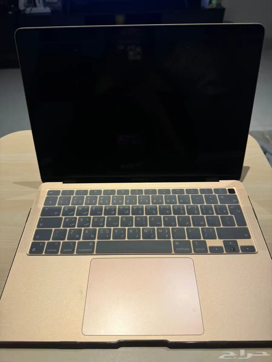 Apple 13- inch Mackbook Air 1