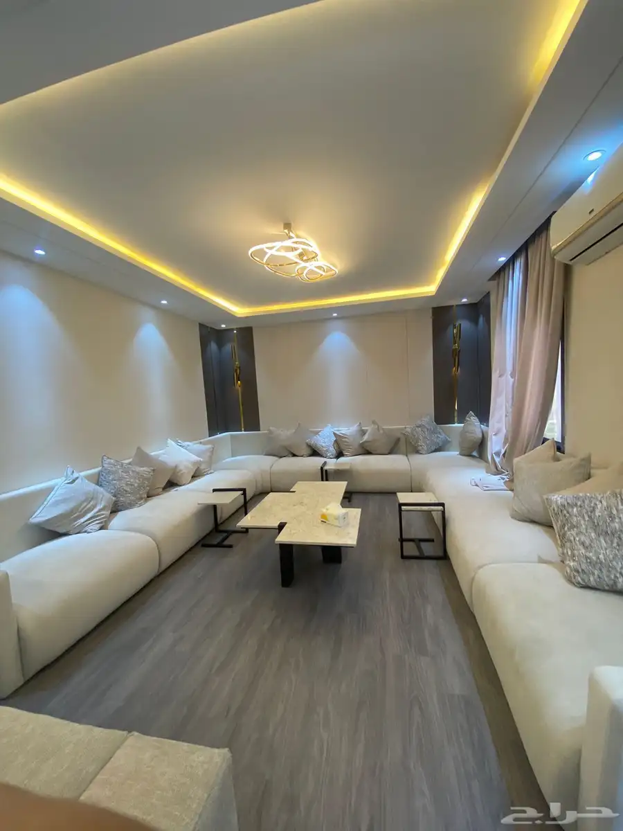 فيلا مساحة 750 للبيع حي لبن الشرقي 3